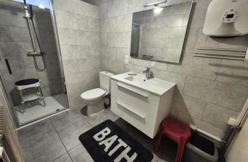 Aix-les-Bains Apartment | Résidence Le Cheverny - Agréable logement proche verdure, très belle vue dégagée ! MAE-7654