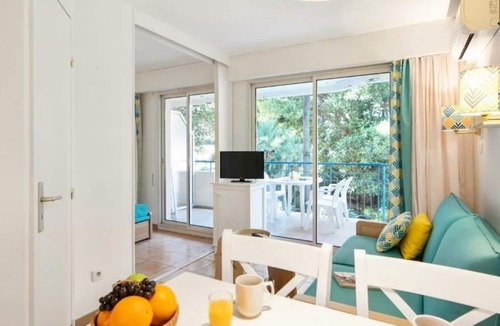 Menton Apartment | Résidence Pierre & Vacances Les Rivages du Parc*** - Studio for 4 people - 1 sleeping area - Balcony