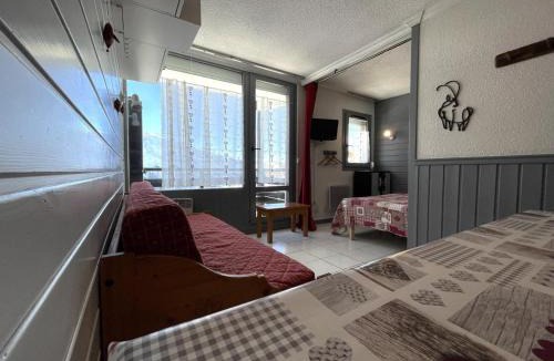 Les Menuires Apartment | Résidence Villaret - Grand studio 4 personnes aux Menuires - accès 3 Vallées MAE-5734