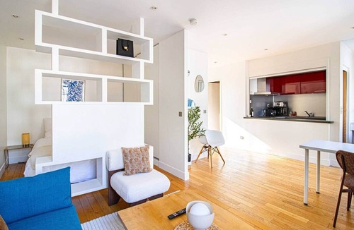 Saint-Thomas-d'Aquin Apartment | Raspail - Elegant Parisian Apartment near Le Bon Marché