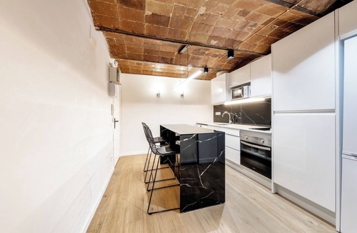 Sants-Badal Apartment | Recently refurbished one bedroom apartment