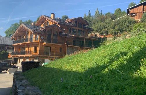 Peisey-Nancroix Ski Chalet | Red Canyon comfort Suite