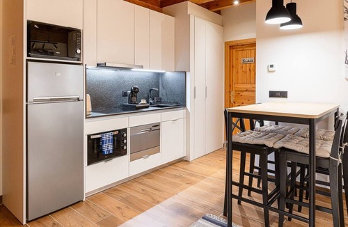 Soldeu Apartment | Refurbished Cabin by Ski Resort & Free Parking