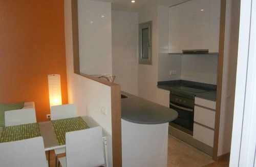 La Salut Apartment | Refurbished flat close by the Park Güell
