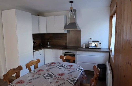 Valloire Apartment | Regain Chalet - 3 rooms 8 people exposed South-East