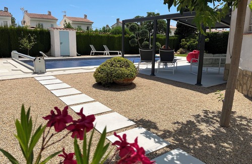 Miami Platja Villa | Relax in a Private Modern Villa