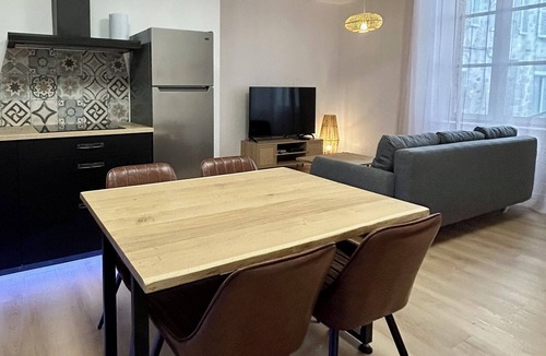 Aurillac Apartment | Relaxation & Private Sauna : T2 Cosy - St-Géraud