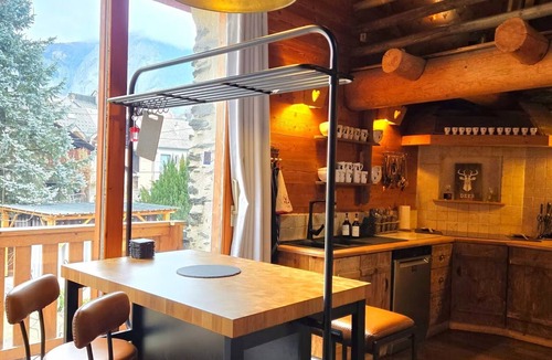 Le Bourg-d'Oisans Ski Chalet | Relaxation Ski Bike Hike SPA Jacuzzi Pool Sauna Billiards Bar 10 Rooms 250 m² Garden Ping Pong