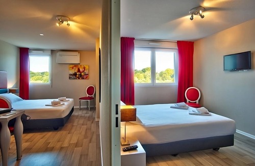 Lahonce Hotel | Relaxing Stay | 5.1 Miles to Quais de la Nive Riverside Walks | 2 Units
