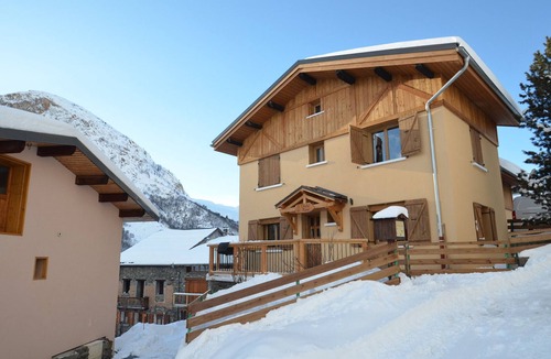 Saint-Marcel Ski Chalet | Renovated chalet with sauna, garage & Wi-Fi - Saint-Martin-de-Belleville