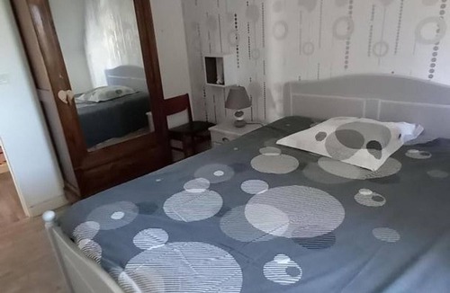 Mandailles-Saint-Julien Cottage | Renovated historic house with terrace, pets allowed
