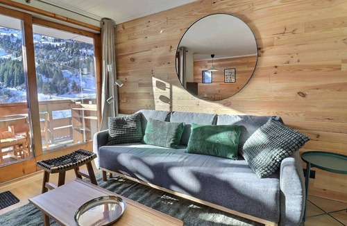 Meribel-Mottaret Apartment | Renovated 2-room cabin apartment, Méribel, pets allowed