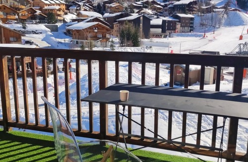 Plagne 1800 Apartment | Renovated duplex for 6, south-east, balcony, Plagne 1800