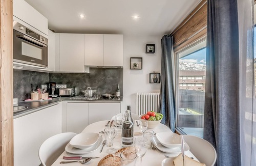 Le Lavachet Apartment | Renovated Studio 4 pax - Ski-in/Ski-out with WiFi