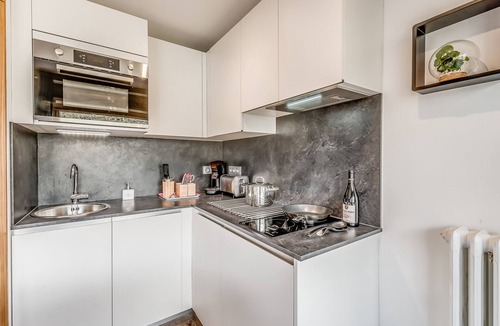 Le Lavachet Apartment | Renovated Studio 4 pax - Ski-in/Ski-out with WiFi