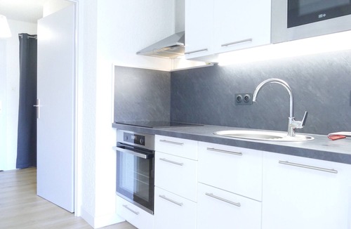Mont-de-Lans Apartment | Renovated studio 4 pers with south balcony Les 2 Alpes