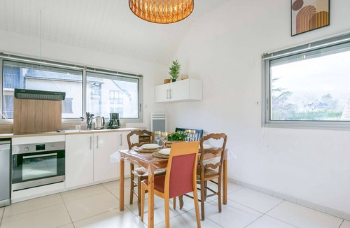 Bourisp Apartment | Renovated studio in Bourisp for 4 with parking and ski locker