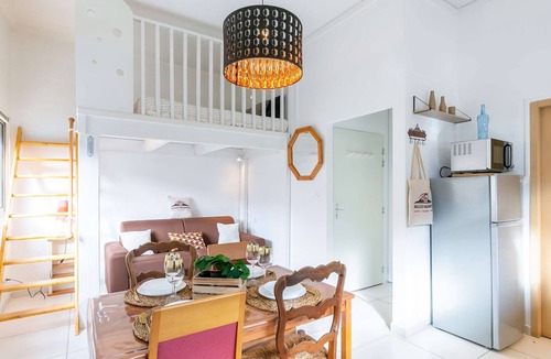 Bourisp Apartment | Renovated studio in Bourisp for 4 with parking and ski locker