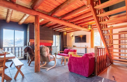 Saint-Lary-Soulan Ski Chalet | Renovated typical chalet in Soulan, 4 bedrooms, 9 pers.