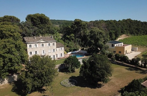 Valreas House | Rent Charming Chateau in Provence, 7 bedrooms with 6 bathrooms, sleeps 15 +