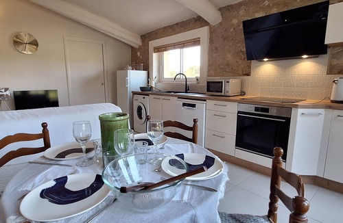 Pertuis Apartment | Rent in Mas Provençal in the heart of the Luberon, apartment 2 Rooms