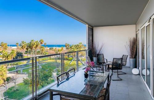 Diagonal Mar i el Front Maritim del Poblenou Apartment | Rent Top Apartments Beach-Diagonal Mar