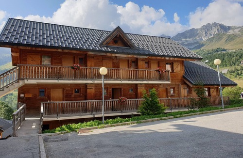 Saint-Francois-Longchamp Condo | Rental in the Mountain at Saint François LONGCHAMPS