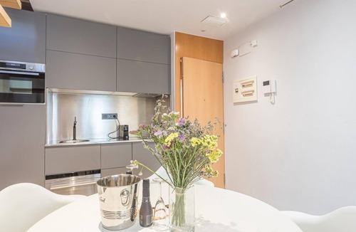 Sant Gervasi Apartment | Rentals: Duplex Sant Gervasi apt, private terrace