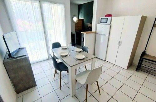 Les Arenes Apartment | Residence Les Voiliers - Bright and modern T2 apartment with parking - 4VOIL245 -