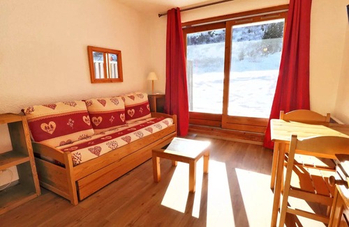 Meribel-Mottaret Apartment | Residence Lac Blanc - LUMINE STUDIO IN BORD OF PAST