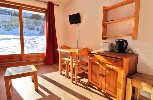 Meribel-Mottaret Apartment | Residence Lac Blanc - LUMINE STUDIO IN BORD OF PAST