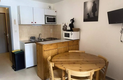 Valloire Apartment | Residence Le Thymel - Studio cabin 3 people 2* exposed East