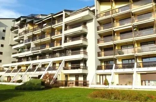 Aix-les-Bains Apartment | Residence Les Colverts - Modern and bright with beautiful views of the lake!
