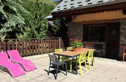 Valloire Apartment | Residence Les Fermes Du Planet - 6 rooms duplex 12 people 4* exposed South