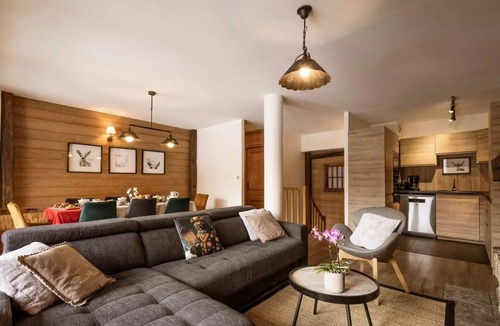 Valloire Apartment | Residence Les Fermes Du Planet - 4 rooms duplex 8 people 5* exposed South