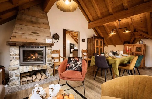 Valloire Apartment | Residence Les Fermes Du Planet - 3 rooms 6 people 5* facing south east
