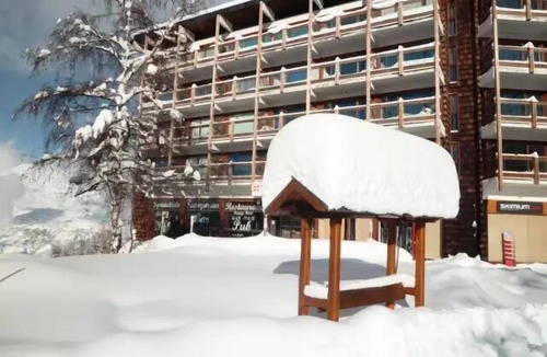 Arc-1600 Apartment | Residence Les Charmettes - Nice studio for 3 people with a nice view of Mont Blanc
