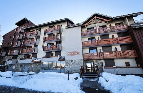 Eclose-Est Apartment | Residence Val D'huez - EYE QUARTIER ELSE APARTMENT