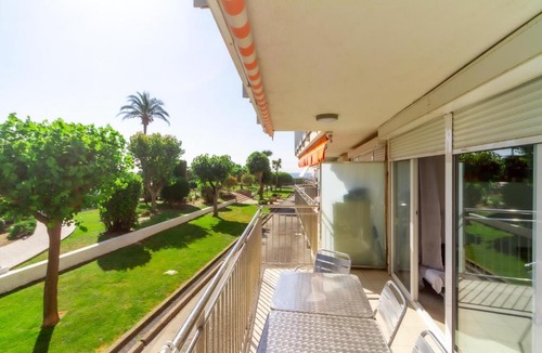 Cabrera de Mar Apartment | Residencial Costamar next Bcn, 50m beach with swimming pool