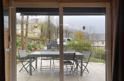 Estarvielle House | Restored barn in the heart of the mountains