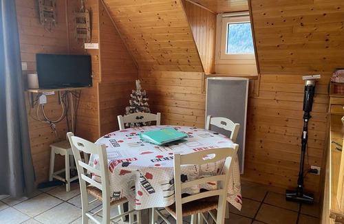 Estarvielle House | Restored barn in the heart of the mountains