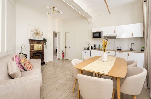 2nd Arrondissement House | Reva Suites