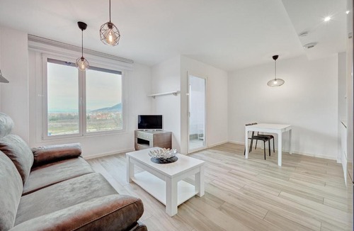 Burlada Apartment | Ripa by Clabao