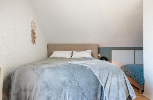 Saint-Jorioz Apartment | Rive Ouest, Grand T2, balcon, vue montagne, parking privatif