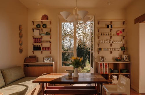 Muids Apartment | RIVE Side House .