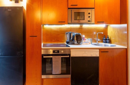 Incles Apartment | Riverfront Retreat by Grandvalira & Parking