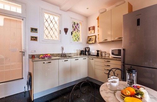 Villefranche-sur-Mer Villa | ROMANTIC VILLA VI4412 By Riviera Holiday Homes
