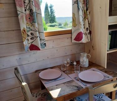 Preignan House | Roulotte du Touton avec climatisation