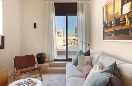 Sant Gervasi Apartment | RUMAH/JIA - Penthouse with Terrace