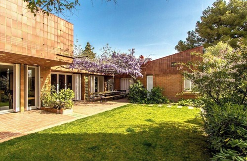 Vespella de Gaia Villa | Rural charm on an olive farm in Costa Dorada!